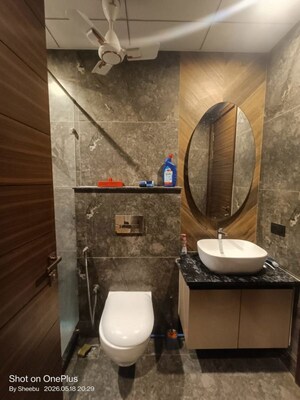Bathroom in 3 BHK Builder Floor at Smart World Orchard, Sector 61 – for Rent