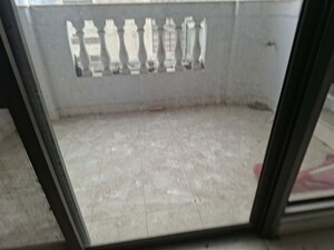Furnished Amenities in 3 BHK Builder Floor at Smart World Orchard, Sector 61 – for Rent