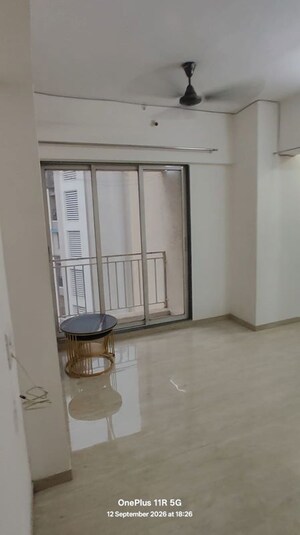 Room in 2 BHK Apartment at Fiama Residency, Thane West – for Rent