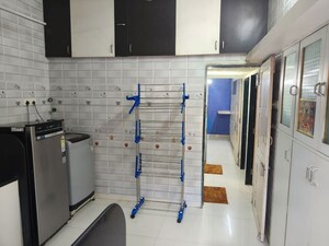 Team Area in 2 BHK Apartment at Jivraj Park – for Rent