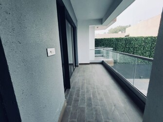 3 BHK 1680 Sq.Ft. Apartment in Smart World Orchard