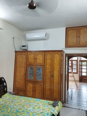 2 BHK Independent House For Rent in Sector 15