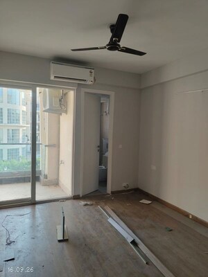 Building Lobby in 3.5 BHK Apartment at Signature Global City, Sector 37d – for Rent