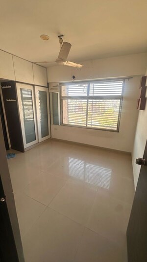 Room in 3 BHK Apartment at ICB Flora, Gota – for Sale