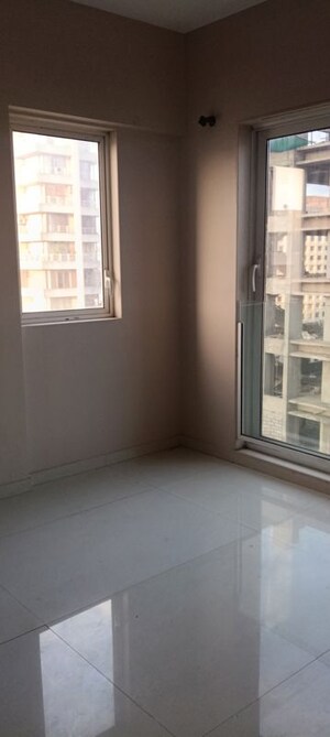 Bedroom in 2 BHK Apartment at Kabra Metro One, Andheri West – for Rent