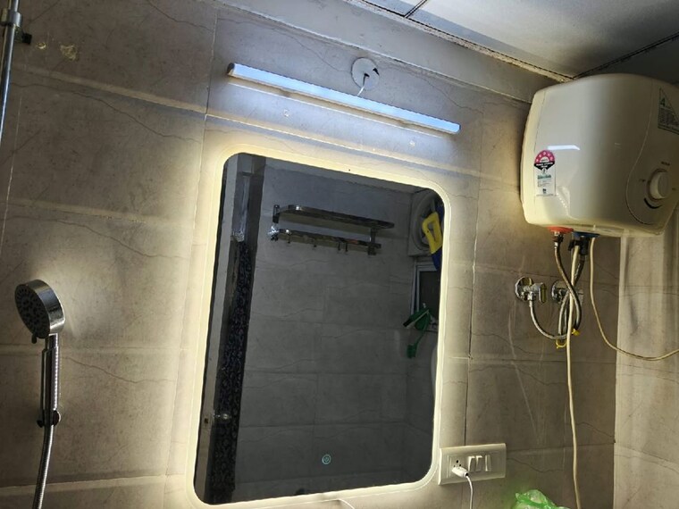 Bathroom, gaur-city-2-16th-avenue 2 Bedroom 1060 Sq.Ft. Apartment In Sector 16c Greater Noida Greater Noida 10680752
