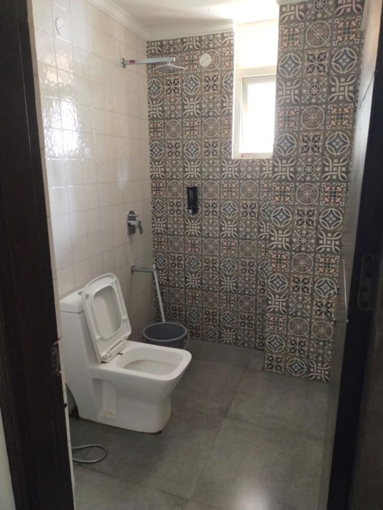 Bathroom, malsi Studio 650 Sq.Ft. Builder Floor In Malsi Dehradun 10680780