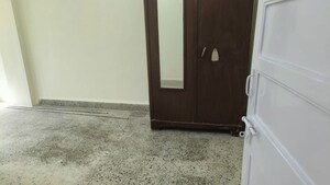 Room in 1 BHK Apartment at Mukti CHS, Santacruz East – for Rent
