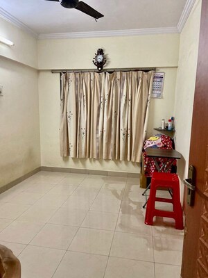 Bedroom in 2 BHK Apartment at Bandra West – for Rent