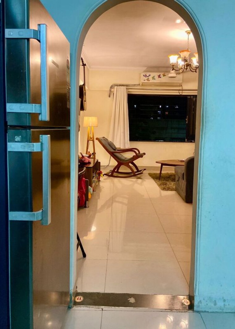 Balcony, bandra west 2 Bedroom 700 Sq.Ft. Apartment In Bandra West Mumbai 10680778