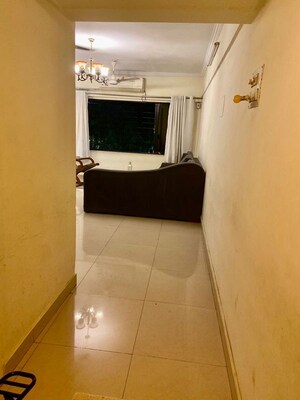  2 BHK Apartment at Bandra West – for Rent