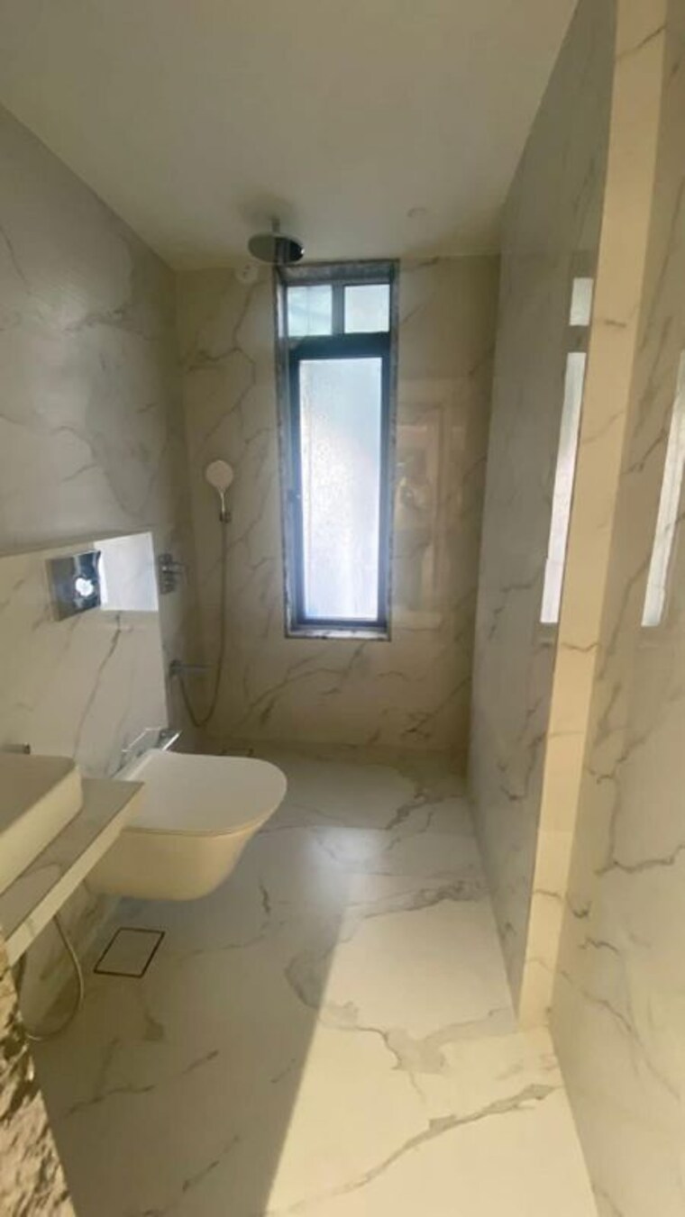 Bathroom, santacruz west 2 Bedroom 700 Sq.Ft. Apartment In Santacruz West Mumbai 10680797