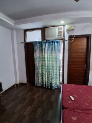Furnished Amenities in 1 BHK Builder Floor at ROF Portico, Sector 43 – for Rent