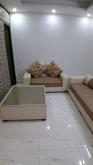 Furnished Amenities in 1 BHK Builder Floor at ROF Portico, Sector 43 – for Rent