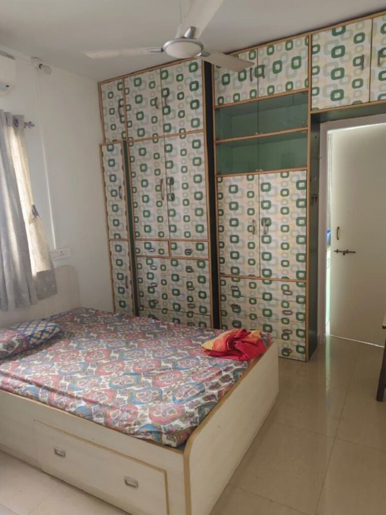 Bedroom, bandra west 2 Bedroom 700 Sq.Ft. Apartment In Bandra West Mumbai 10680802