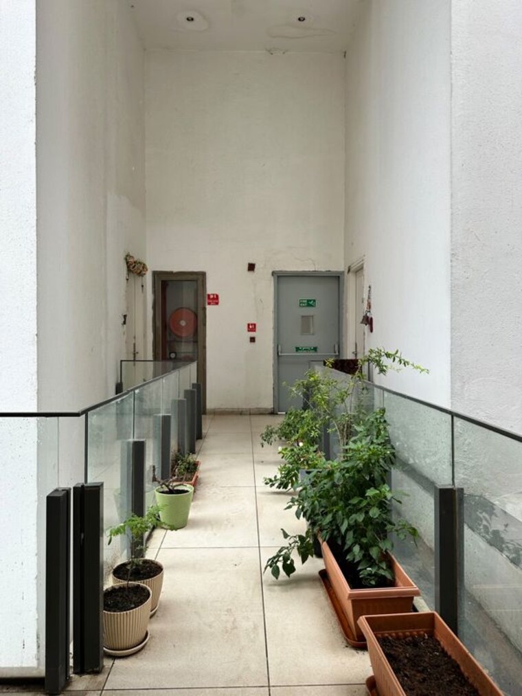 Kitchen, ireo-the-grand-arch 2 Bedroom 1591 Sq.Ft. Apartment In Sector 58 Gurgaon 10680812