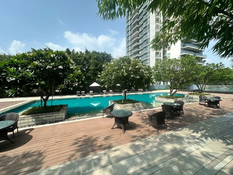 Swimming Pool, ireo-the-grand-arch 2 Bedroom 1591 Sq.Ft. Apartment In Sector 58 Gurgaon 10680812