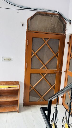 1 BHK Builder Floor – Exterior View View at Defence Colony - for Rent