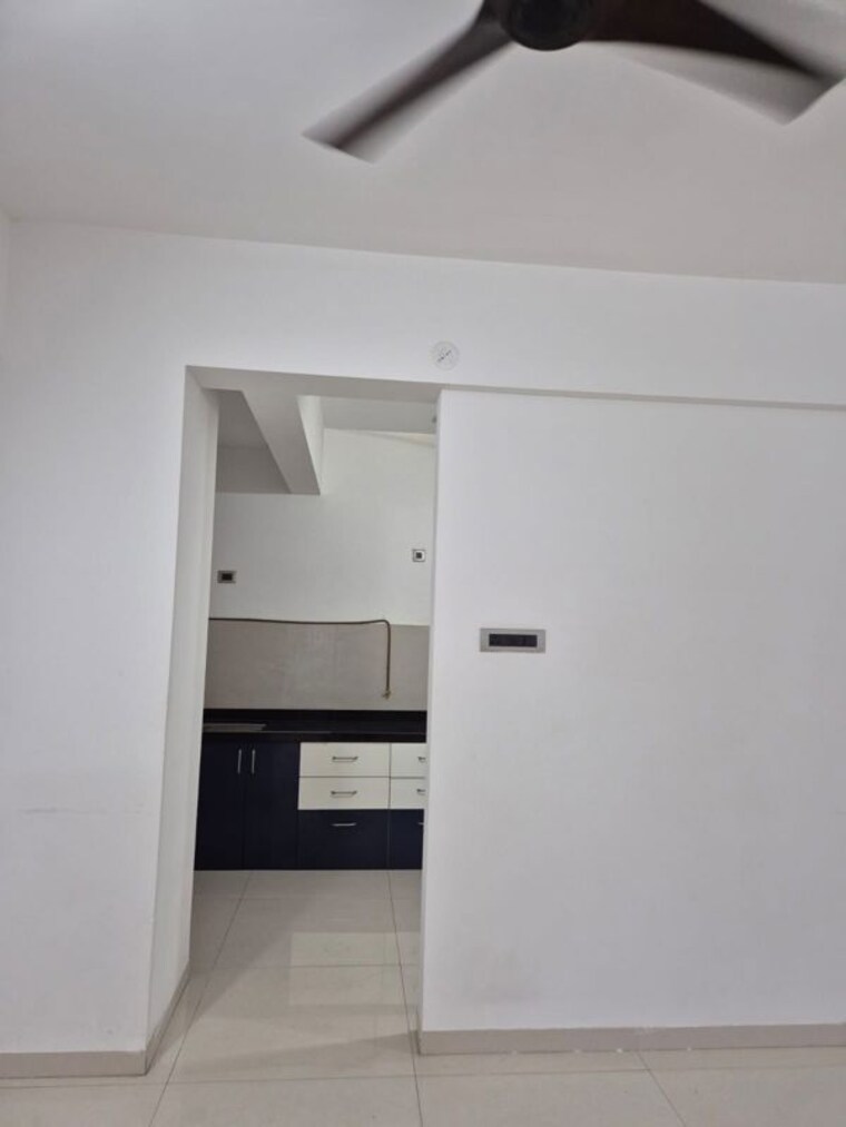 Room, deu-trident 3 Bedroom 930 Sq.Ft. Apartment In Pimple Nilakh Pune 10680853
