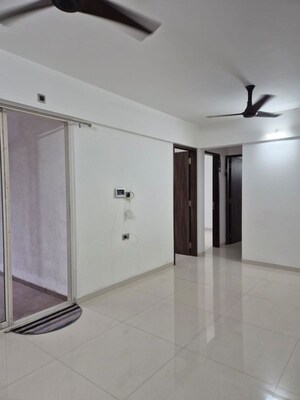 Room in 3 BHK Apartment at Deu Trident, Pimple Nilakh – for Rent