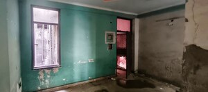 Room in  Apartment at Loni – for Sale