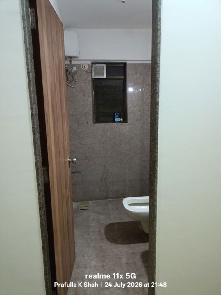 Bathroom, uk-iridium 1 Bedroom 410 Sq.Ft. Apartment In Kandivali East Mumbai 10680871