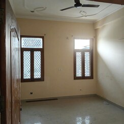 2 BHK +Villa For Rent in RWA Apartments Sector 26