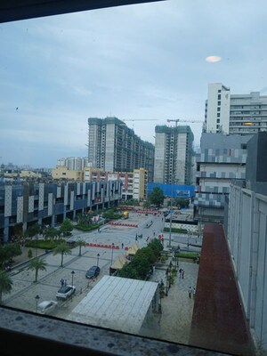  Office Space For Sale in Gaur City Mall, Sector 4 Greater Noida