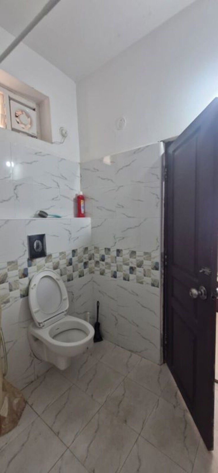 Bathroom, kondapur 3 Bedroom 1800 Sq.Ft. Builder Floor In Kondapur Hyderabad 10680905