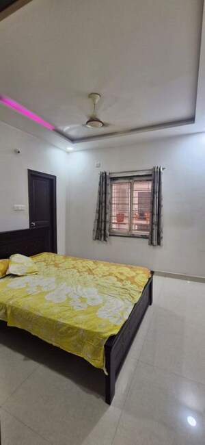 Bedroom in 3 BHK Builder Floor at Kondapur – for Rent