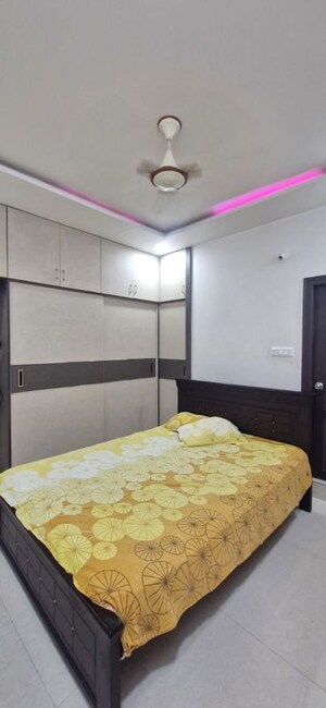 Bedroom in 3 BHK Builder Floor at Kondapur – for Rent