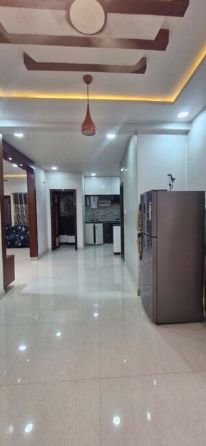 Room in 3 BHK Builder Floor at Kondapur – for Rent