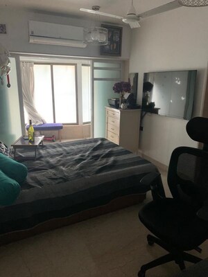 Living Room in 4 BHK Apartment at RNA Auroville, Santacruz West – for Sale