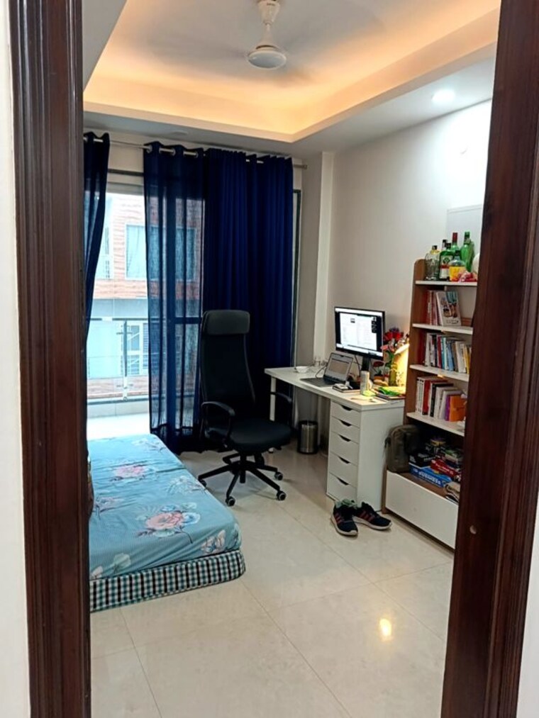 Living Room, orchid-island 3 Bedroom 1800 Sq.Ft. Builder Floor In Sector 51 Gurgaon 10680904