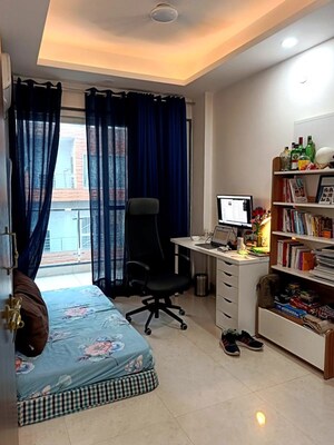 Living Room in 3 BHK Builder Floor at Orchid Island, Sector 51 – for Rent