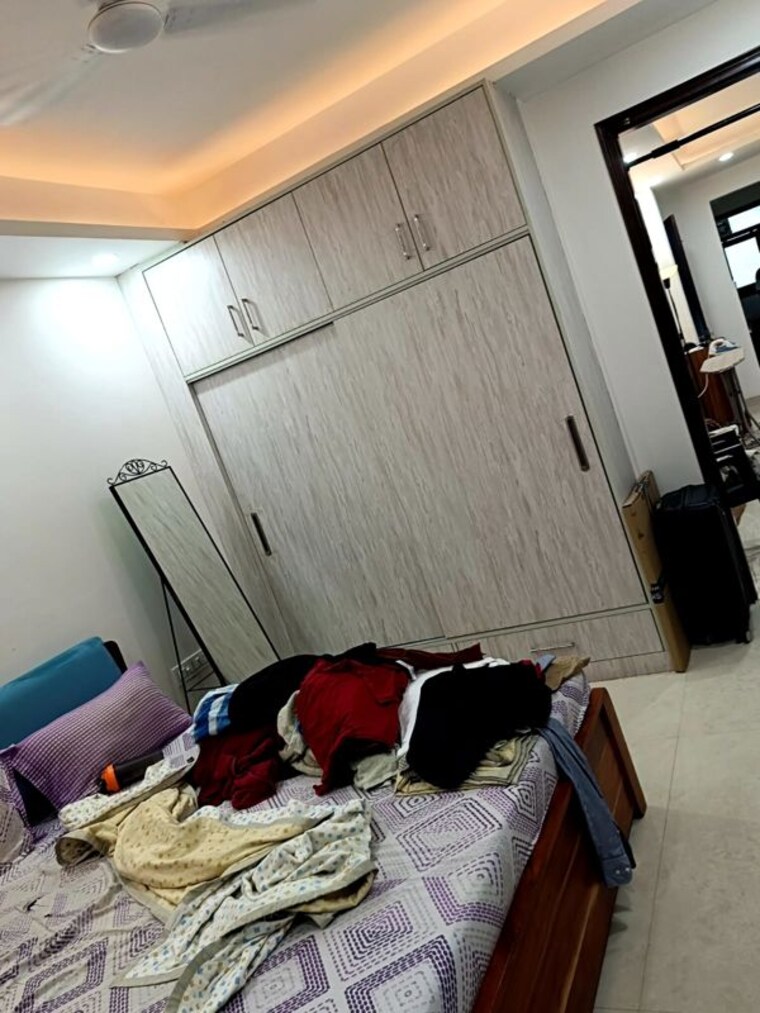 Team Area, orchid-island 3 Bedroom 1800 Sq.Ft. Builder Floor In Sector 51 Gurgaon 10680904
