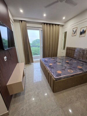 Bedroom in 1 BHK Builder Floor at Ansal Sushant Lok I, Sector 43 – for Rent