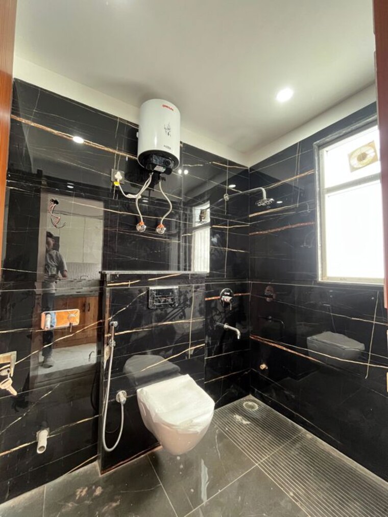 Gym, ansal-sushant-lok-i 1 Bedroom 900 Sq.Ft. Builder Floor In Sector 43 Gurgaon 10680921