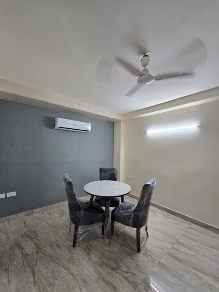 Team Area, sushant lok i 2 Bedroom 1200 Sq.Ft. Builder Floor In Sushant Lok I Gurgaon 10680928