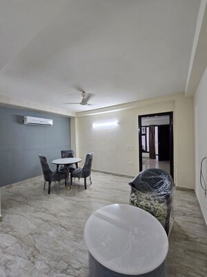 Team Area in 2 BHK Builder Floor at Sushant Lok I – for Rent