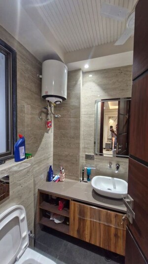 Bathroom in 3.5 BHK Apartment at M3M Golf Estate, Sector 65 – for Sale