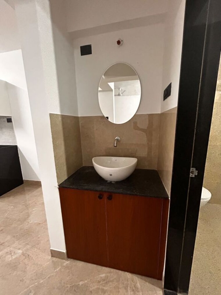 Bathroom, gokul nagar 2 Bedroom 765 Sq.Ft. Apartment In Gokul Nagar Pune 10680942