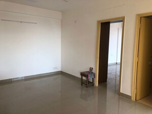 2 BHK Apartment For Rent in Lotus Homz, Sector 111