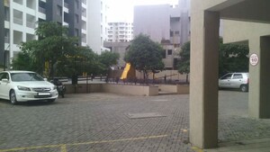 Swimming Pool in 2 BHK Apartment at Gulmohar Queenstown, Kharadi – for Sale