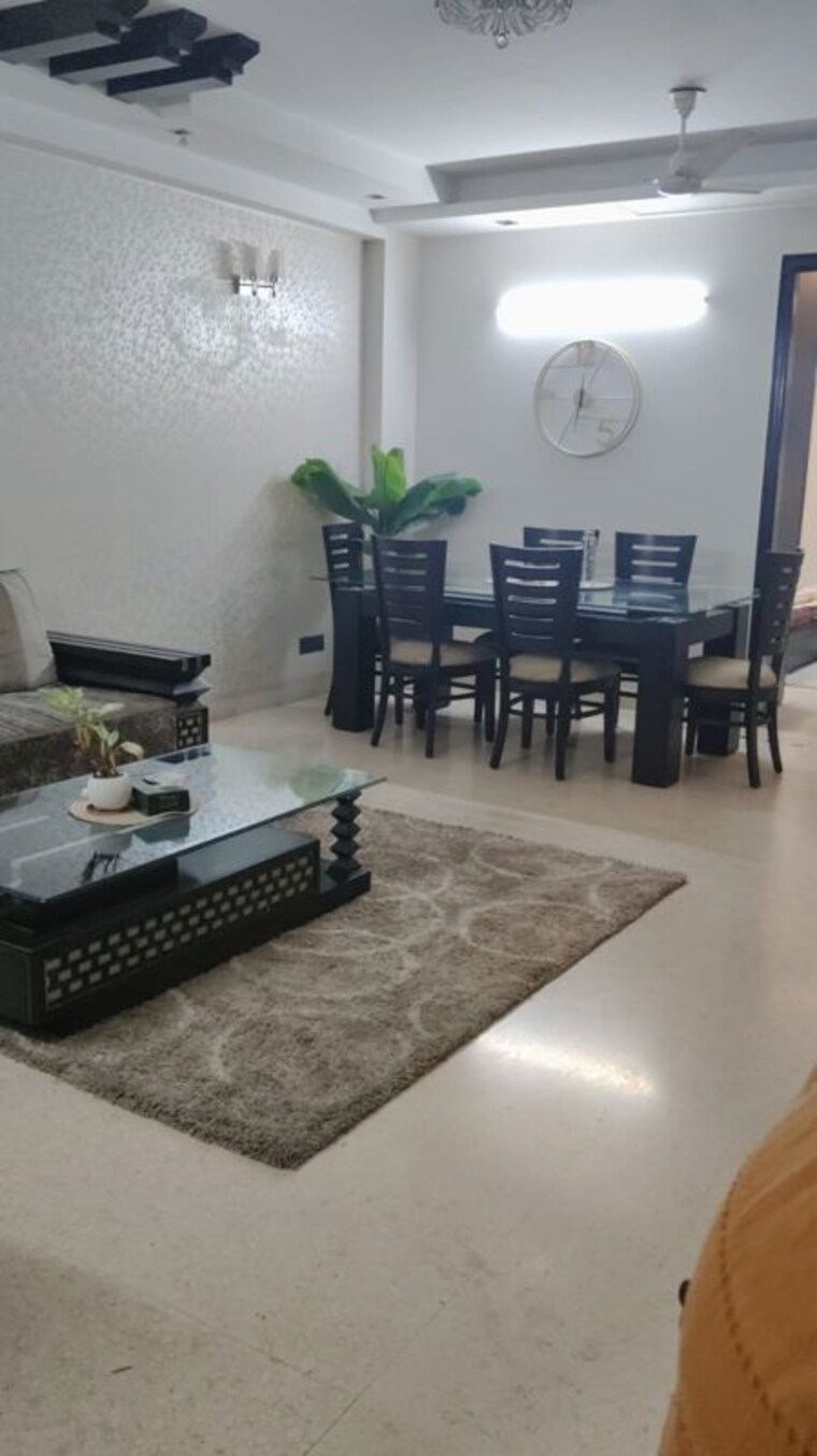 Living Room, chittaranjan park 3 Bedroom 160 Sq.Yd. Builder Floor In Chittaranjan Park Delhi 10680962