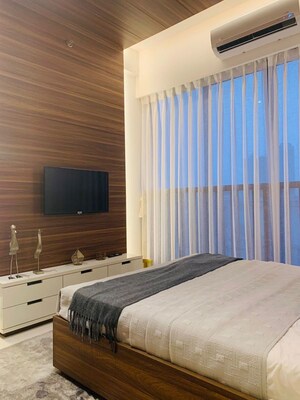 Bedroom in 2 BHK Apartment at Dynamix Divum, Malad East – for Rent