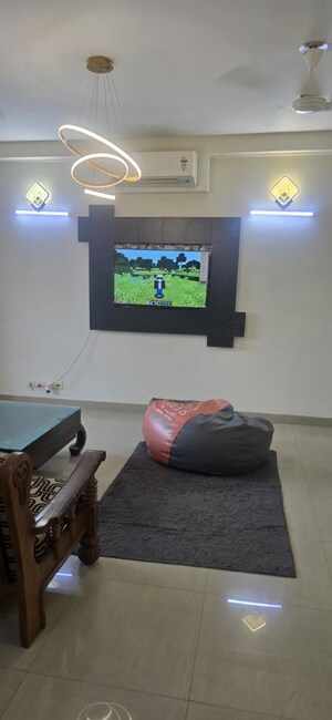 Furnished Amenities in 2 BHK Apartment at M3M Woodshire, Sector 107 – for Sale