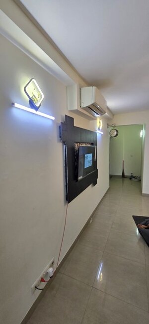 Room in 2 BHK Apartment at M3M Woodshire, Sector 107 – for Sale