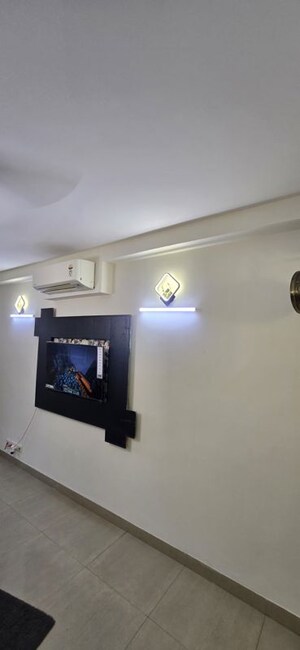 Furnished Amenities in 2 BHK Apartment at M3M Woodshire, Sector 107 – for Sale