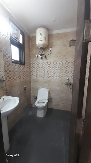 Bathroom in 3 BHK Builder Floor at Palam Vihar – for Rent
